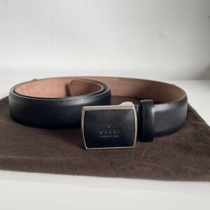 Gucci Men’s black leather belt